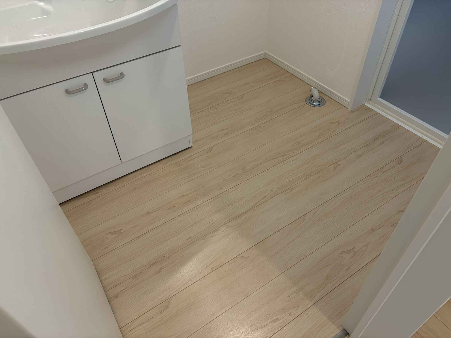 新築戸建ての全面フロアコーティングを行いました